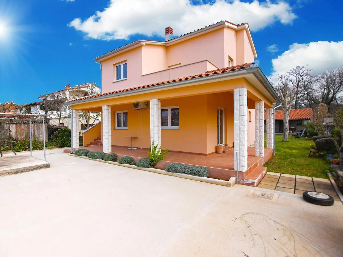 Apartments Stjepan 1573 Fazana Croatia