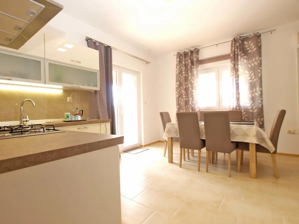 Apartments Stjepan 1573 Fazana Croatia