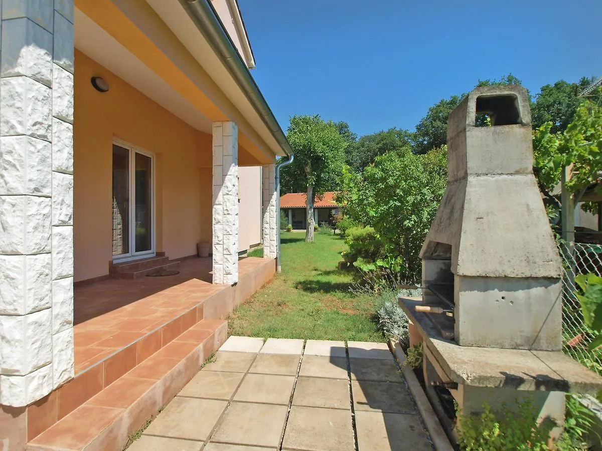 Apartments Stjepan 1573 Fazana Croatia